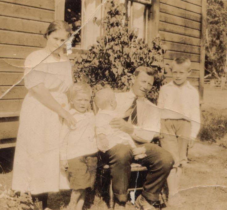 bella colla, mom,arnold , einar,dad, johnny